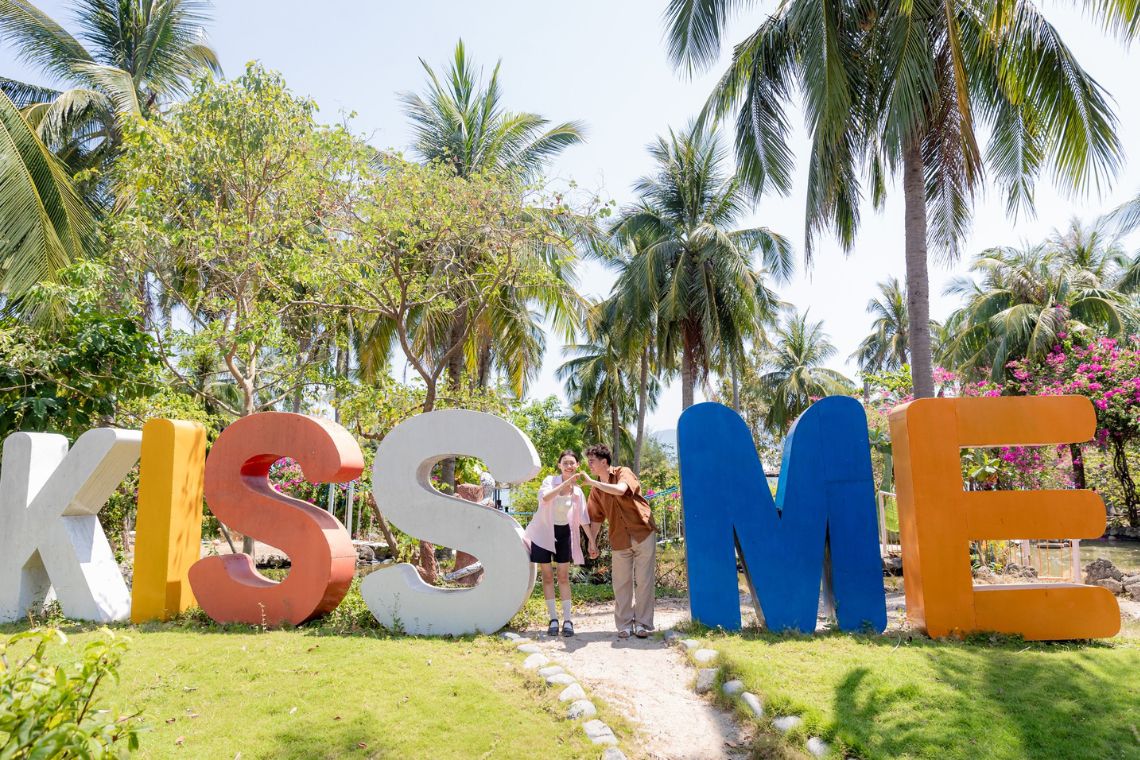 đảo khỉ suối hoa lan