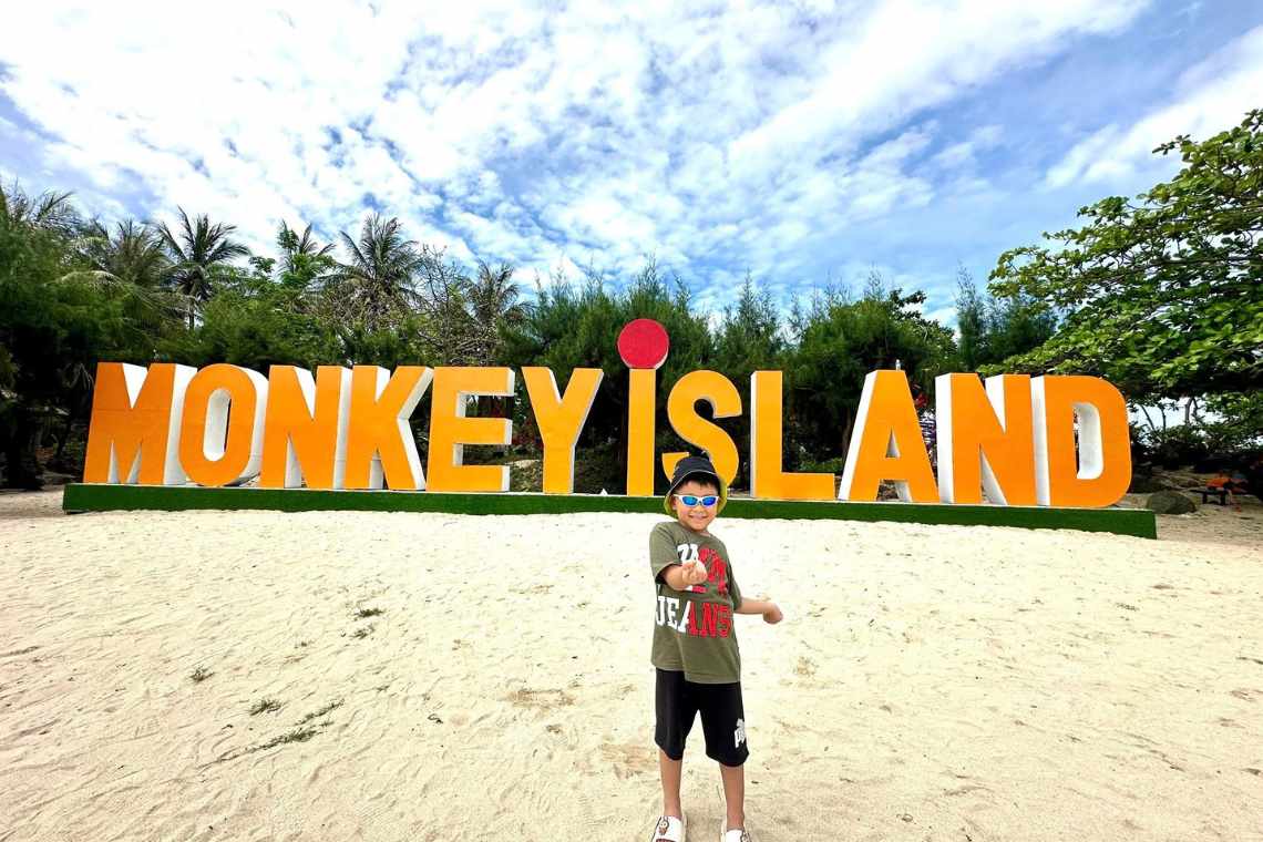 Đảo Khỉ Nha Trang - Lạc vào vương quốc khỉ